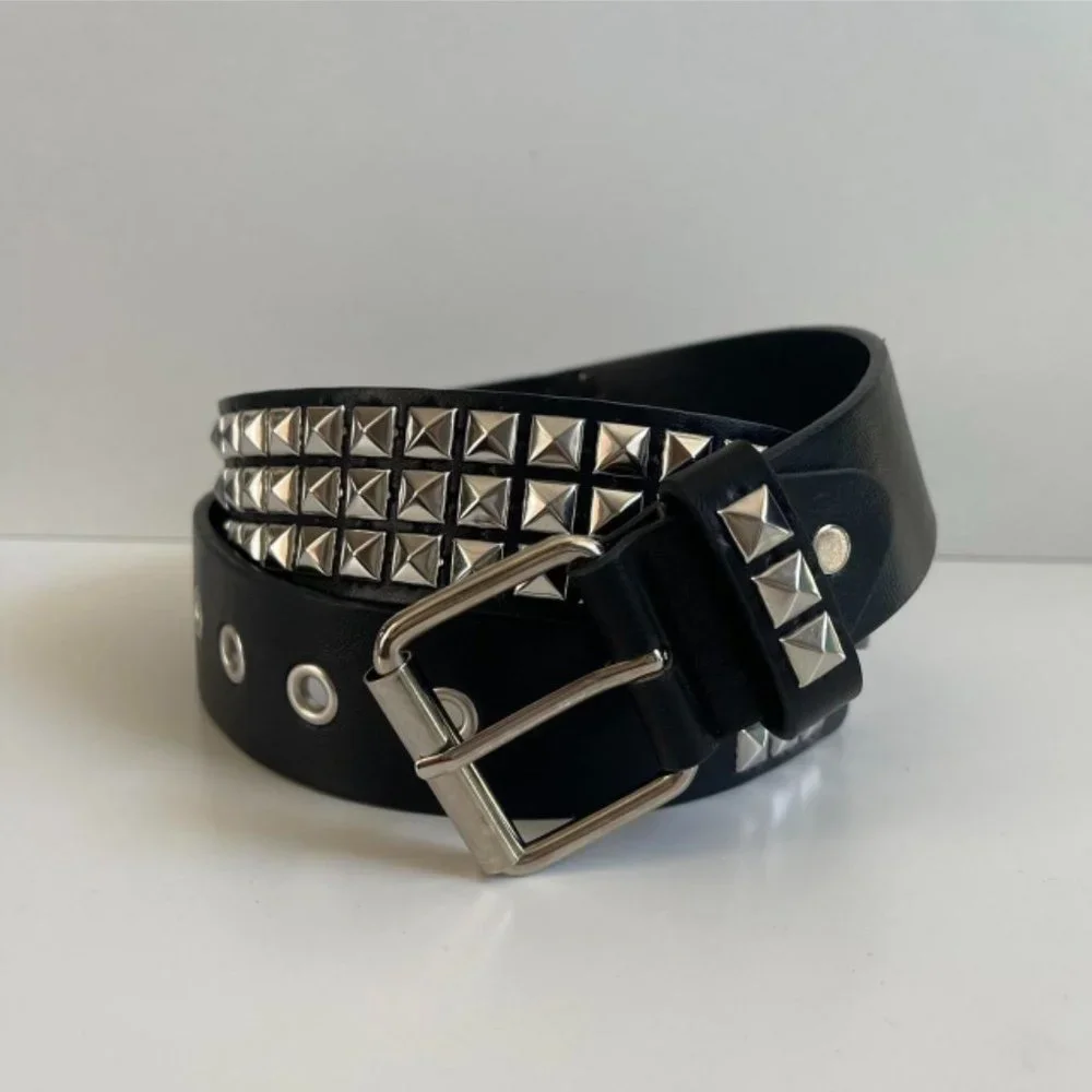 Accessories | Y2k 200s Classic Diamondstudded Black And Silver